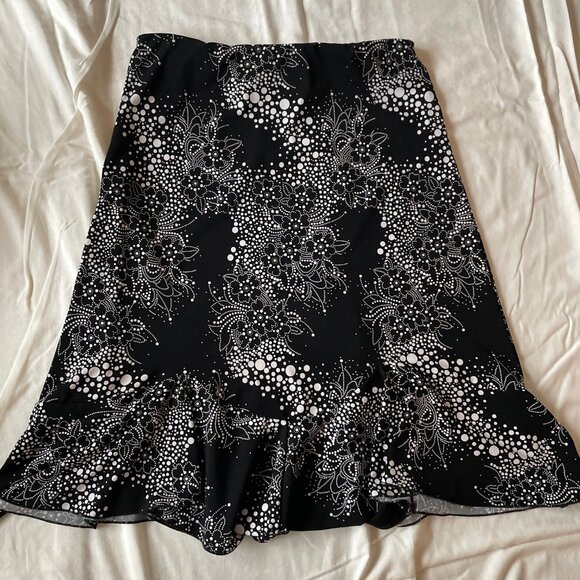 Whimsygoth Black and White Floral and Polka Dot Midi Skirt Fairy Hem Stretchy - Picture 4 of 9